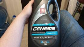 Как отличить подделку моторного масла Лукойл Genesis 5W30 в Шелл